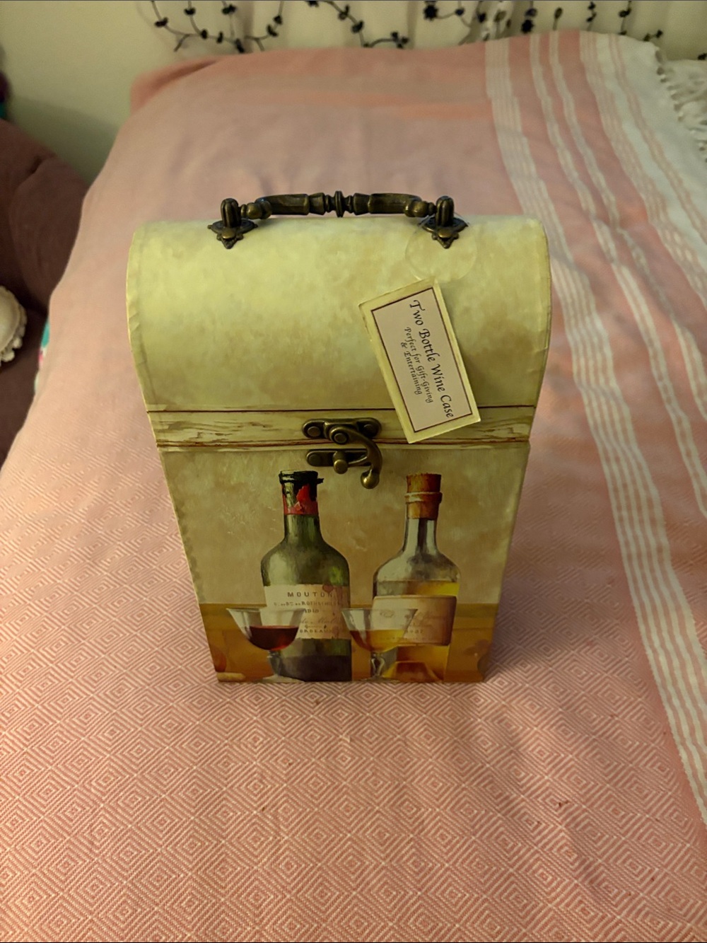New Wine Bottle Gift Box in Cream and Green by Art in Motion. 2002